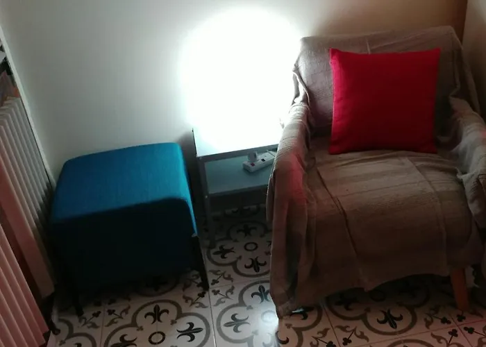 Triesti Home